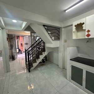Quận 5 - Võ Văn Kiệt - Xe hơi tới nhà cách mặt tiền vài bước chân