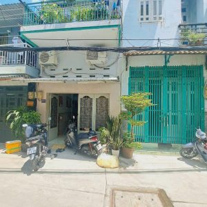 Quận 6 - Bà Hom - Hẻm xe tải vài bước ra mặt tiền