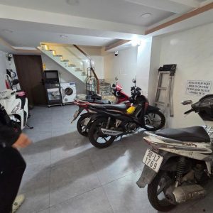 Quận 6 - Lò Gốm - Sát mặt tiền hẻm trước nhà 4m